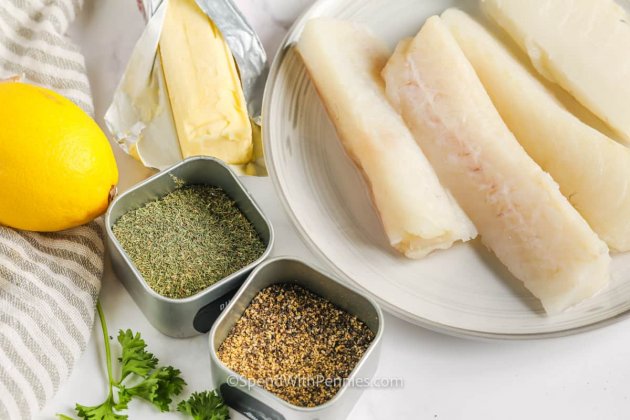 Треска в духовке с лимоном и травами