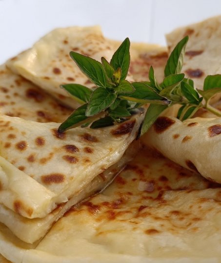 Хычины с картофелем и сыром